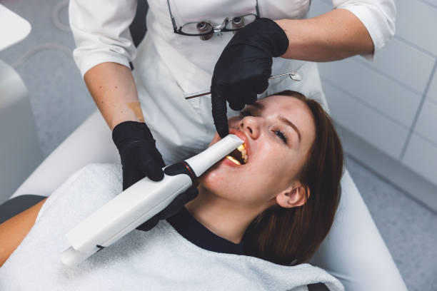 Best Cracked Tooth Emergency Dentist  in Cloverdale, CA